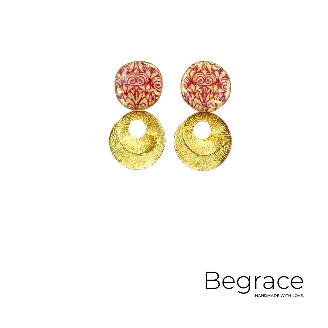 Lisboa em azulejo -red and gold